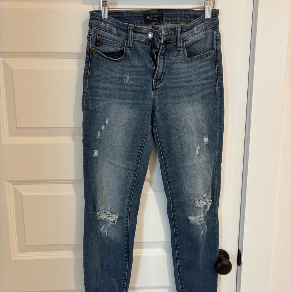 Judy Blue High Rise Distressed Jeans - Blue